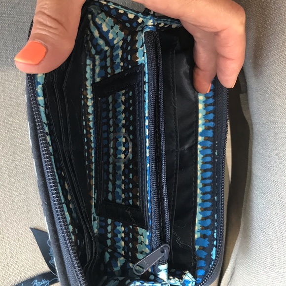 πHPπVeraBradley zip accordion wallet/wristlet - Picture 4 of 12